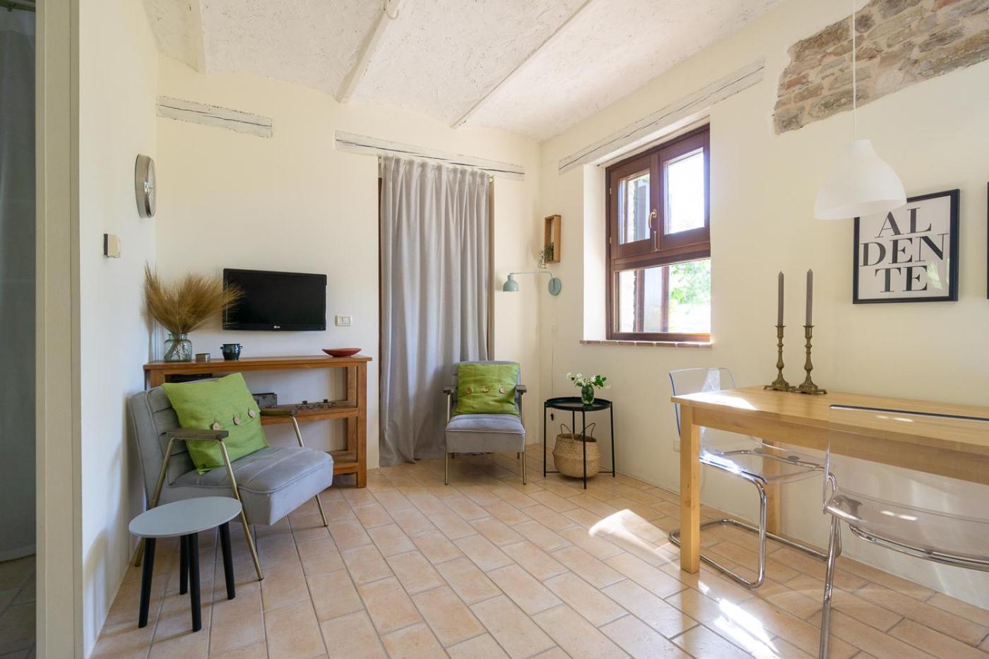 Rosa Nel Pozzo Apartments And B&B San Pietro  Екстериор снимка
