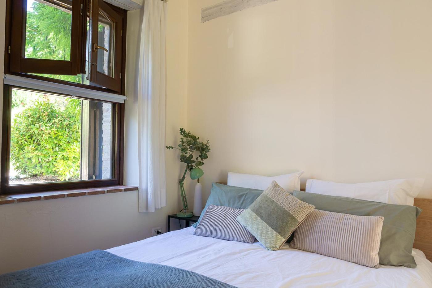 Rosa Nel Pozzo Apartments And B&B San Pietro  Екстериор снимка